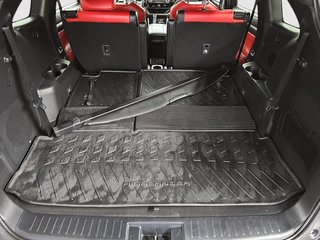 Toyota Highlander XSE / HIGHLANDER / TOYOTA 2024 à Sherbrooke, Québec - 6 - w320h240cpx