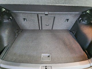 2019 Volkswagen Golf R R / GOLF // VOLKSWAGEN in Sherbrooke, Quebec - 6 - w320h240cpx