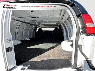 2021 Chevrolet Express Cargo Van in Mont-Tremblant, Quebec - 6 - w320h240cpx