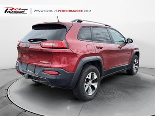 2016 Jeep Cherokee Trailhawk in Mont-Tremblant, Quebec - 5 - w320h240cpx