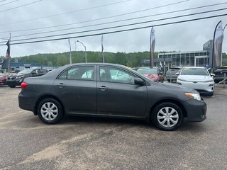 Toyota Corolla CE 2011 à Mont-Tremblant, Québec - 4 - w320h240cpx