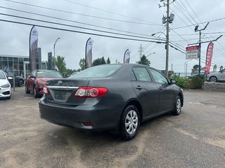 Toyota Corolla CE 2011 à Mont-Tremblant, Québec - 5 - w320h240cpx