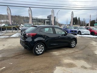 Toyota Yaris Hatchback  2020 à Mont-Tremblant, Québec - 4 - w320h240cpx