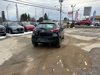 Toyota Yaris Hatchback  2020 à Mont-Tremblant, Québec - 5 - w320h240cpx