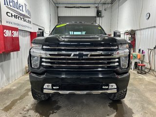 2022 Chevrolet SILVERADO 2500 High Country in Grand-Sault and Edmunston, New Brunswick - 2 - w320h240cpx