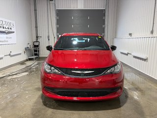 2026 Chrysler Grand Caravan SXT in Grand-Sault and Edmunston, New Brunswick - 2 - w320h240cpx