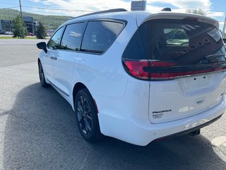 2024  Pacifica TOURING L in Grand-Sault and Edmunston, New Brunswick - 6 - w320h240cpx