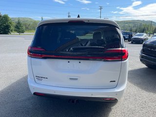 2024  Pacifica TOURING L in Grand-Sault and Edmunston, New Brunswick - 5 - w320h240cpx