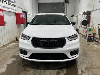 Chrysler Pacifica SELECT AWD 2026 à Grand-Sault et Edmunston, Nouveau-Brunswick - 2 - w320h240cpx