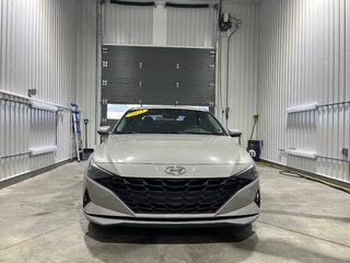 2022  Elantra Essential in Grand-Sault and Edmunston, New Brunswick - 2 - w320h240cpx