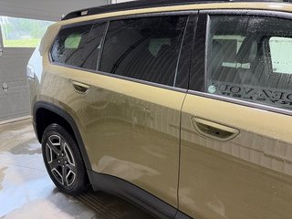 2026 Jeep Cherokee LIMITED in Grand-Sault and Edmunston, New Brunswick - 4 - w320h240cpx