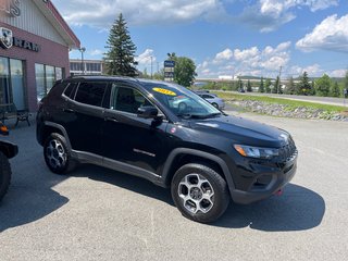 2022  Compass TRAILHAWK in Grand-Sault and Edmunston, New Brunswick - 3 - w320h240cpx