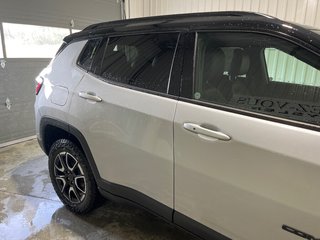 2025 Jeep Compass TRAILHAWK in Grand-Sault and Edmunston, New Brunswick - 4 - w320h240cpx