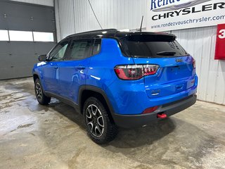 2026 Jeep Compass TRAILHAWK in Grand-Sault and Edmunston, New Brunswick - 6 - w320h240cpx
