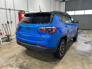 2026 Jeep Compass TRAILHAWK in Grand-Sault and Edmunston, New Brunswick - 4 - w320h240cpx