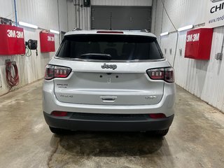 2026 Jeep Compass NORTH in Grand-Sault and Edmunston, New Brunswick - 5 - w320h240cpx