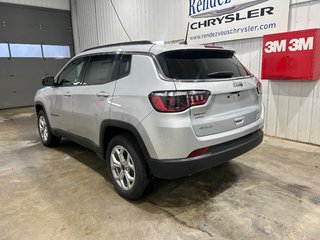 2026 Jeep Compass NORTH in Grand-Sault and Edmunston, New Brunswick - 6 - w320h240cpx