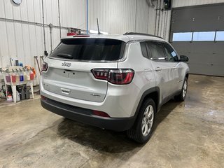 2026 Jeep Compass NORTH in Grand-Sault and Edmunston, New Brunswick - 4 - w320h240cpx