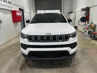 2026 Jeep Compass SPORT in Grand-Sault and Edmunston, New Brunswick - 2 - w320h240cpx