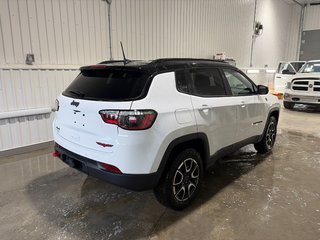 Jeep Compass TRAILHAWK 2026 à Grand-Sault et Edmunston, Nouveau-Brunswick - 5 - w320h240cpx