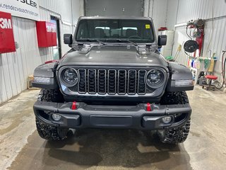 2026 Jeep Gladiator RUBICON in Grand-Sault and Edmunston, New Brunswick - 2 - w320h240cpx