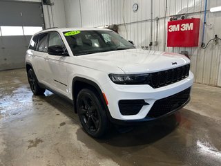 Jeep GRAND CHEROKEE ALTITUDE 2023 à Grand-Sault et Edmunston, Nouveau-Brunswick - 3 - w320h240cpx