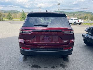 2024  Grand Cherokee ALTITUDE in Grand-Sault and Edmunston, New Brunswick - 5 - w320h240cpx