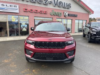 2024  Grand Cherokee ALTITUDE in Grand-Sault and Edmunston, New Brunswick - 2 - w320h240cpx