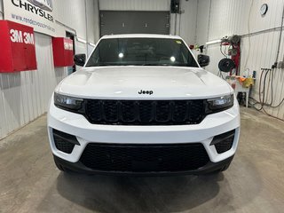 2024  Grand Cherokee ALTITUDE in Grand-Sault and Edmunston, New Brunswick - 2 - w320h240cpx