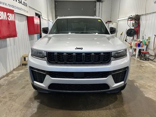 2026 Jeep Grand Cherokee ALTITUDE in Grand-Sault and Edmunston, New Brunswick - 2 - w320h240cpx