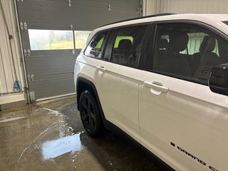 2026 Jeep Grand Cherokee ALTITUDE in Grand-Sault and Edmunston, New Brunswick - 3 - w320h240cpx