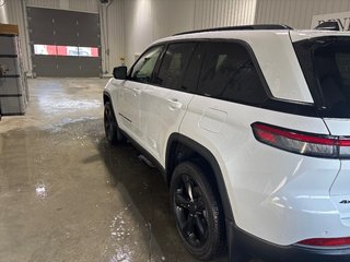 2026 Jeep Grand Cherokee ALTITUDE in Grand-Sault and Edmunston, New Brunswick - 5 - w320h240cpx
