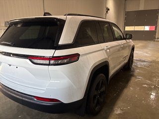 2026 Jeep Grand Cherokee ALTITUDE in Grand-Sault and Edmunston, New Brunswick - 4 - w320h240cpx