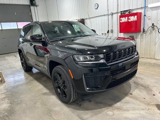 2026 Jeep Grand Cherokee ALTITUDE in Grand-Sault and Edmunston, New Brunswick - 3 - w320h240cpx