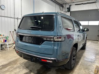 Jeep Grand Wagoneer ALTITUDE 2026 à Grand-Sault et Edmunston, Nouveau-Brunswick - 3 - w320h240cpx