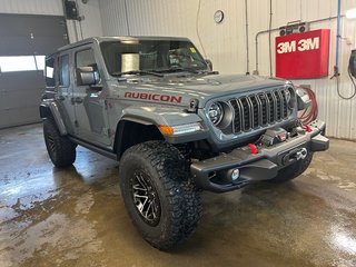 2024  WRANGLER 4-Door RUBICON X in Grand-Sault and Edmunston, New Brunswick - 3 - w320h240cpx
