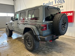 2024  WRANGLER 4-Door RUBICON X in Grand-Sault and Edmunston, New Brunswick - 6 - w320h240cpx