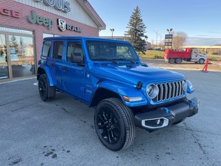 2024  Wrangler 4xe in Grand-Sault and Edmunston, New Brunswick - 3 - w320h240cpx