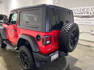 Jeep WRANGLER SPORT Willys 2023 à Grand-Sault et Edmunston, Nouveau-Brunswick - 6 - w320h240cpx