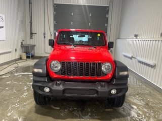 Jeep Wrangler SPORT 2026 à Grand-Sault et Edmunston, Nouveau-Brunswick - 2 - w320h240cpx