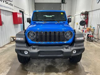2026 Jeep Wrangler SPORT S in Grand-Sault and Edmunston, New Brunswick - 2 - w320h240cpx
