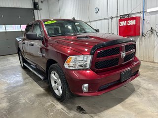2020 Ram 1500 Express in Grand-Sault and Edmunston, New Brunswick - 3 - w320h240cpx