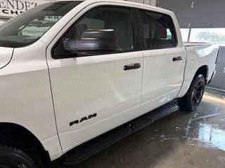 2026 Ram 1500 EXPRESS in Grand-Sault and Edmunston, New Brunswick - 5 - w320h240cpx