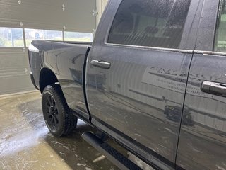 2026 Ram 2500 BLACK EXPRESS in Grand-Sault and Edmunston, New Brunswick - 4 - w320h240cpx