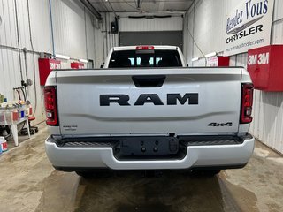 2026 Ram 2500 BLACK EXPRESS in Grand-Sault and Edmunston, New Brunswick - 5 - w320h240cpx