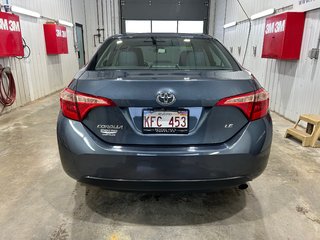Toyota COROLLA  2017 à Grand-Sault et Edmunston, Nouveau-Brunswick - 5 - w320h240cpx