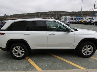2023  Grand Cherokee Limited in St. John's, Newfoundland and Labrador - 4 - w320h240cpx