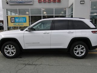 2023  Grand Cherokee Limited in St. John's, Newfoundland and Labrador - 2 - w320h240cpx