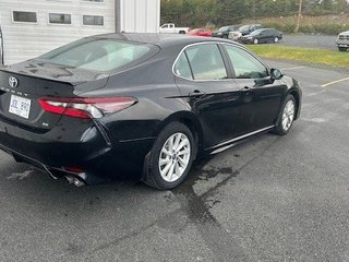 2021  Camry SE in St. John's, Newfoundland and Labrador - 2 - w320h240cpx
