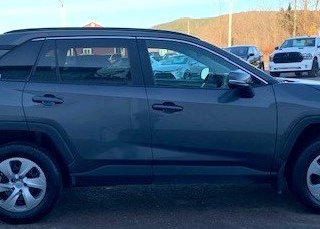 2021  RAV4 LE in St. John's, Newfoundland and Labrador - 5 - w320h240cpx